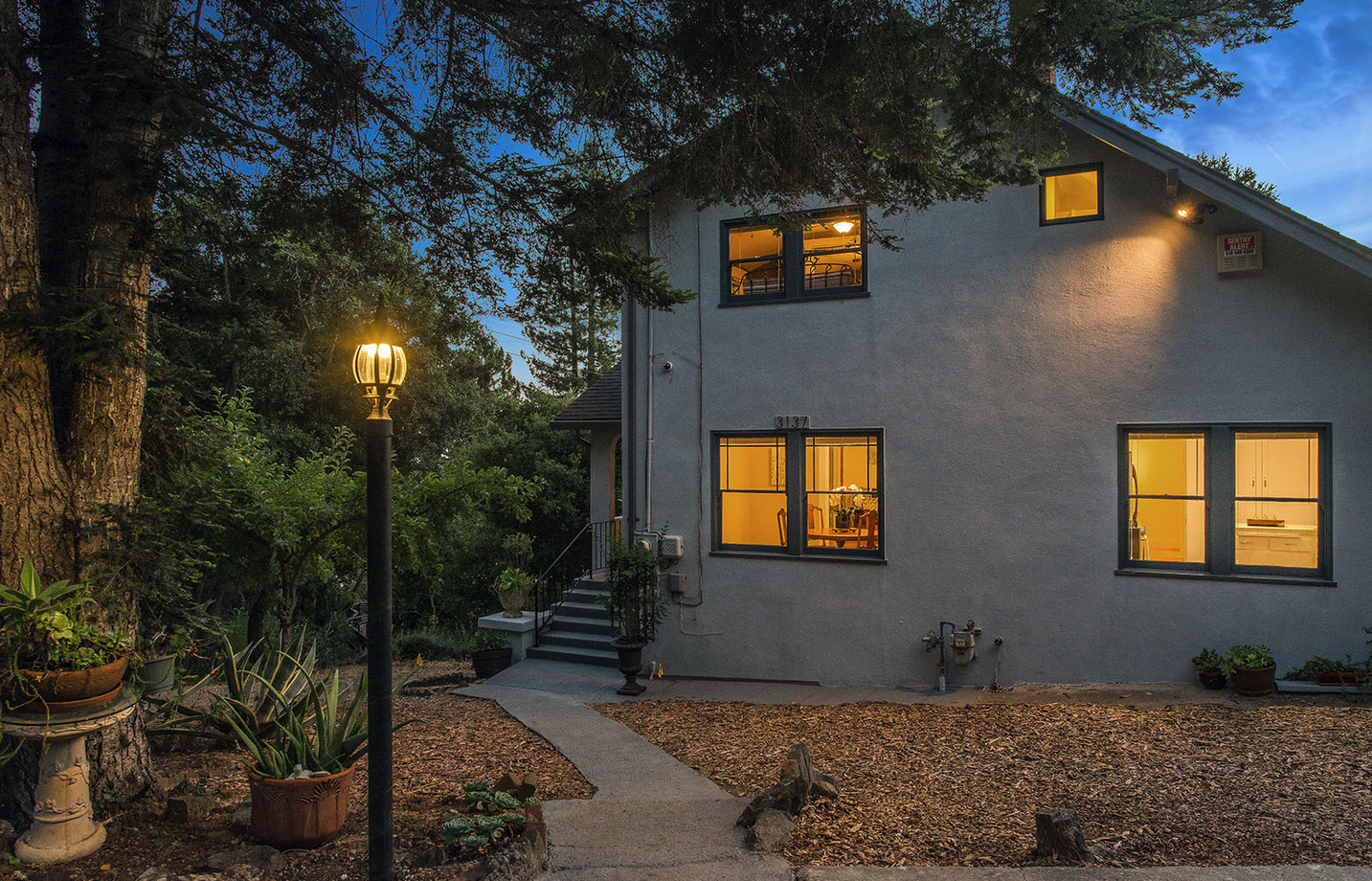 SOLD | 3137 Monterey Blvd $825,000