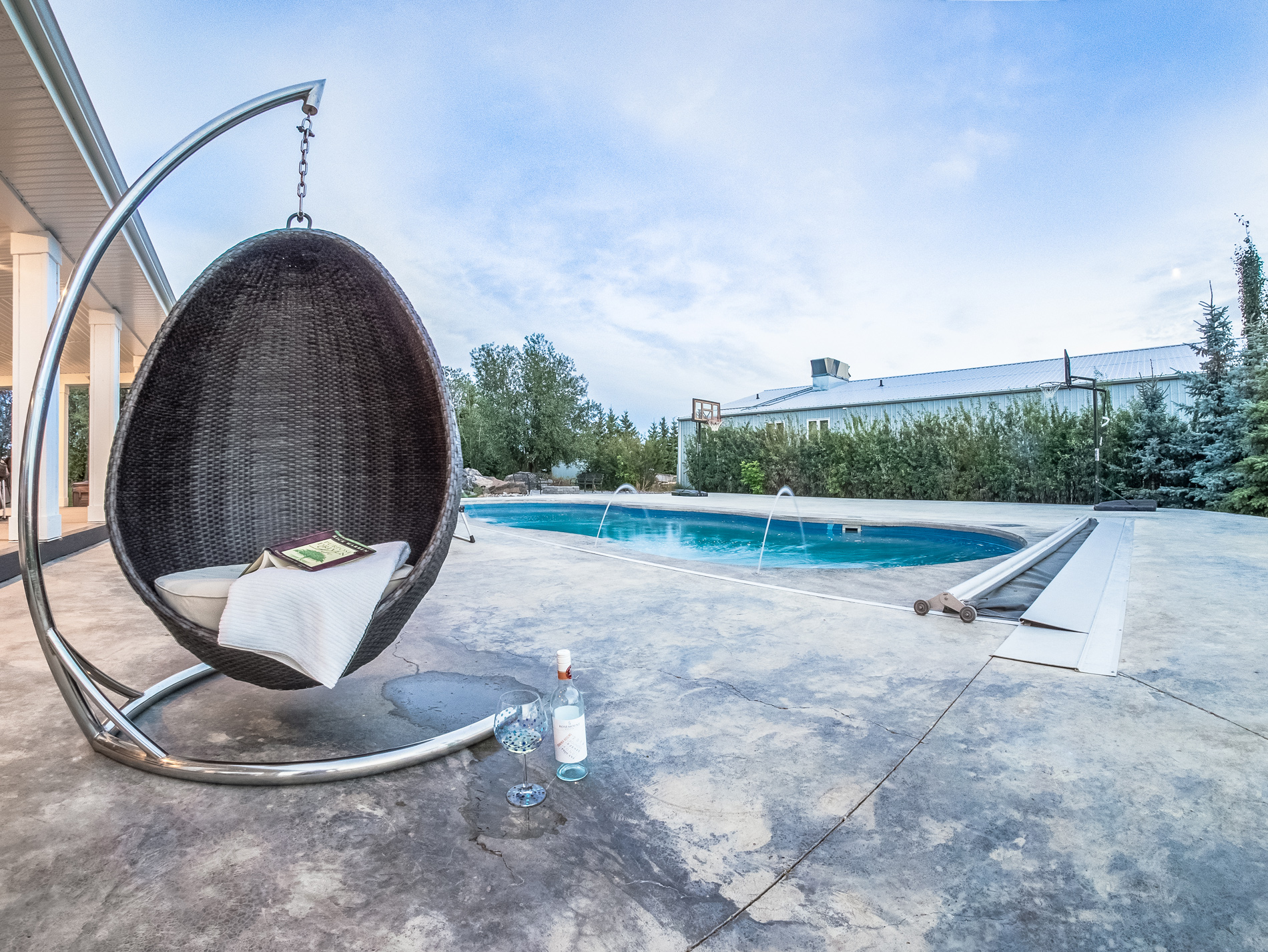 Paradiso-Pools-Contact.jpg