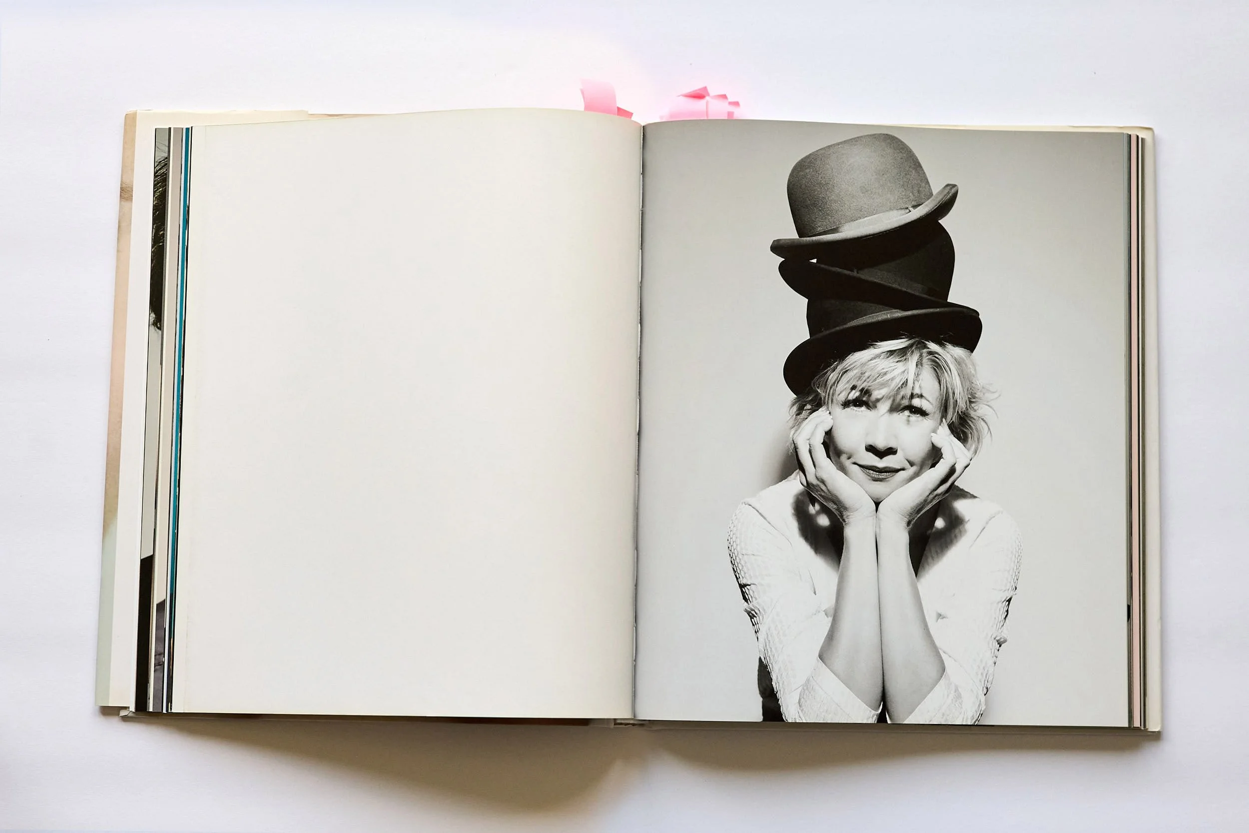 26.003 wedsite (book)0134A.jpg