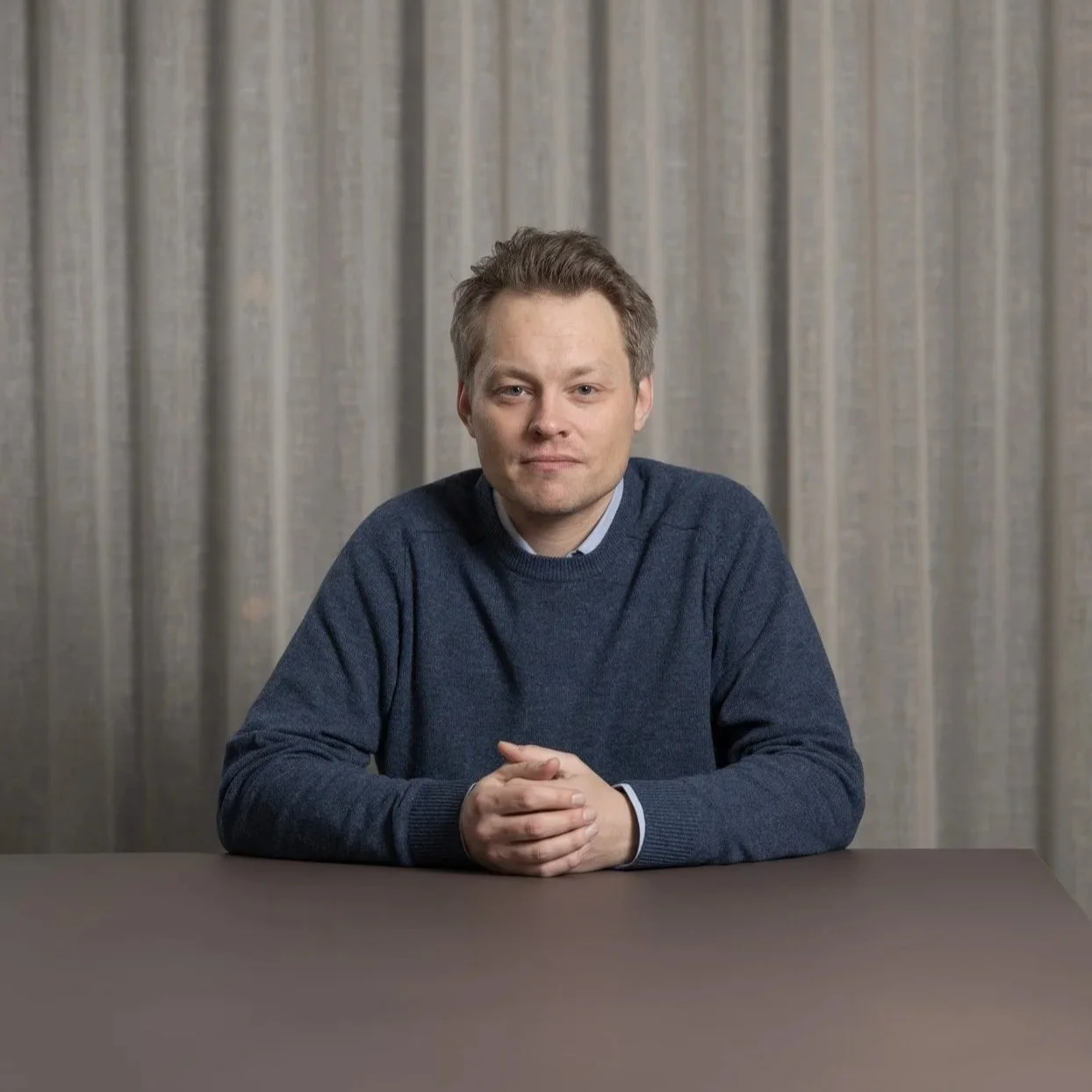 ryan-king-writing-desk