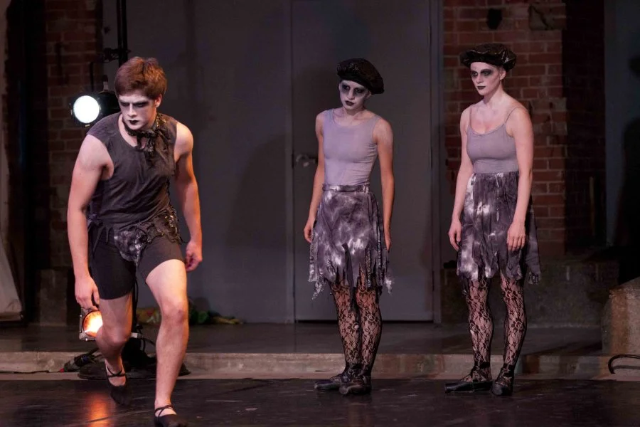 Fort Point Theatre Channel Director/Choreographer: Eve Summer Conductor: Kim Diehnelt Scenic Designer: James Fuhrman Costume Designer: Kathleen Doyle Lighting Design: Paul Marr