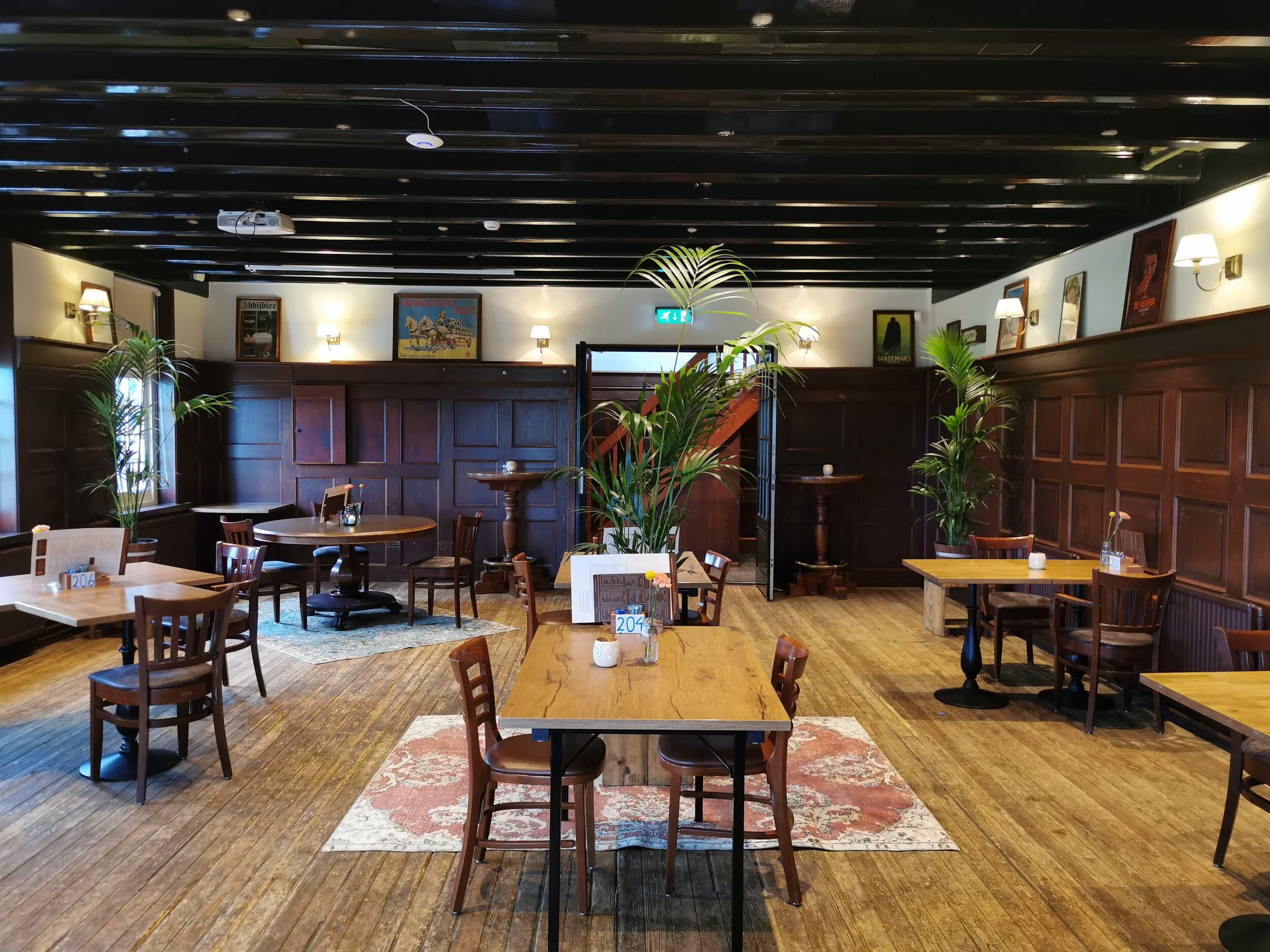 zaal huiskamer.jpg