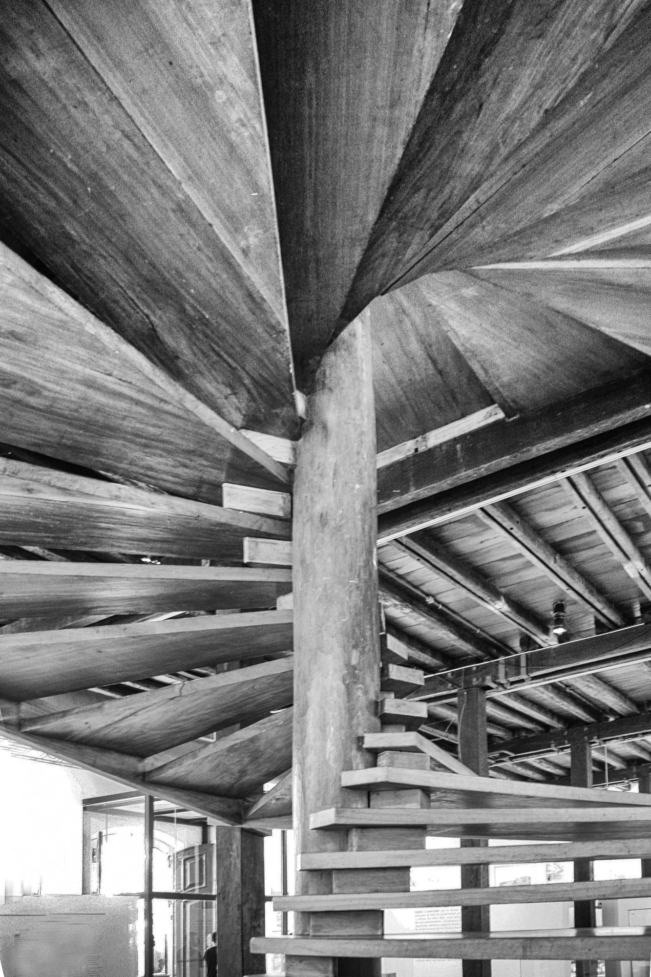 Dos métodos de concepção do espaço comum: a participação em Christopher Alexander, Lina Bo Bardi e Hassan Fathy 
