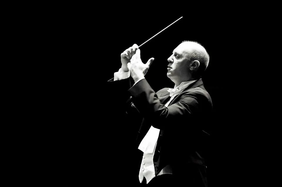 Joshua Zona - Music Director Throughout the country conductor Joshua Zona is gaining increasing recognition for his inspired performances, commitment to education and dedication to community involvement that are the hallmarks of a successful 21st-Century conductor. As Music Director of the Rapides Symphony Orchestra in Alexandria, Louisiana, Mr. Zona has led the orchestra to new heights of artistic excellence, audience involvement and organizational growth. Joshua Zona is currently in his eighth year as Music Director of the Rapides Symphony in Alexandria, Louisiana. Mr. Zona has also held conducting positions with the Symphony of Southeast Texas, Southeast Texas Youth Symphony and the Muncie (Indiana) Symphony. He is also the founding music director of the Renova Music Festival in western Pennsylvania. Mr. Zona's conducting engagements abroad including performances with the St. Petersburg (Russia) Academic Symphony Orchestra, St. Petersburg (Russia) Chamber Orchestra, the Constanta (Romania) Symphony , the Puebla (Mexico) State Symphony, San Remo (Italy) Symphony, and return engagements with the City of Grossetto Symphony in Tuscany, Italy and EurOrchestra in Bari, Italy. A native of New Castle, Pennsylvania, Mr. Zona started piano study at the age of 7 and made the Horn his principal instrument while in high school. He earned Bachelor's degree from the Ohio State University, continued graduate studies in Horn at the Cincinnati College-Conservatory of Music and conducting at Ball State University. Maestro Zona also holds a Doctor of Musical Arts degree from Michigan State University. He is a part-time faculty member at Louisiana State University - Alexandria.