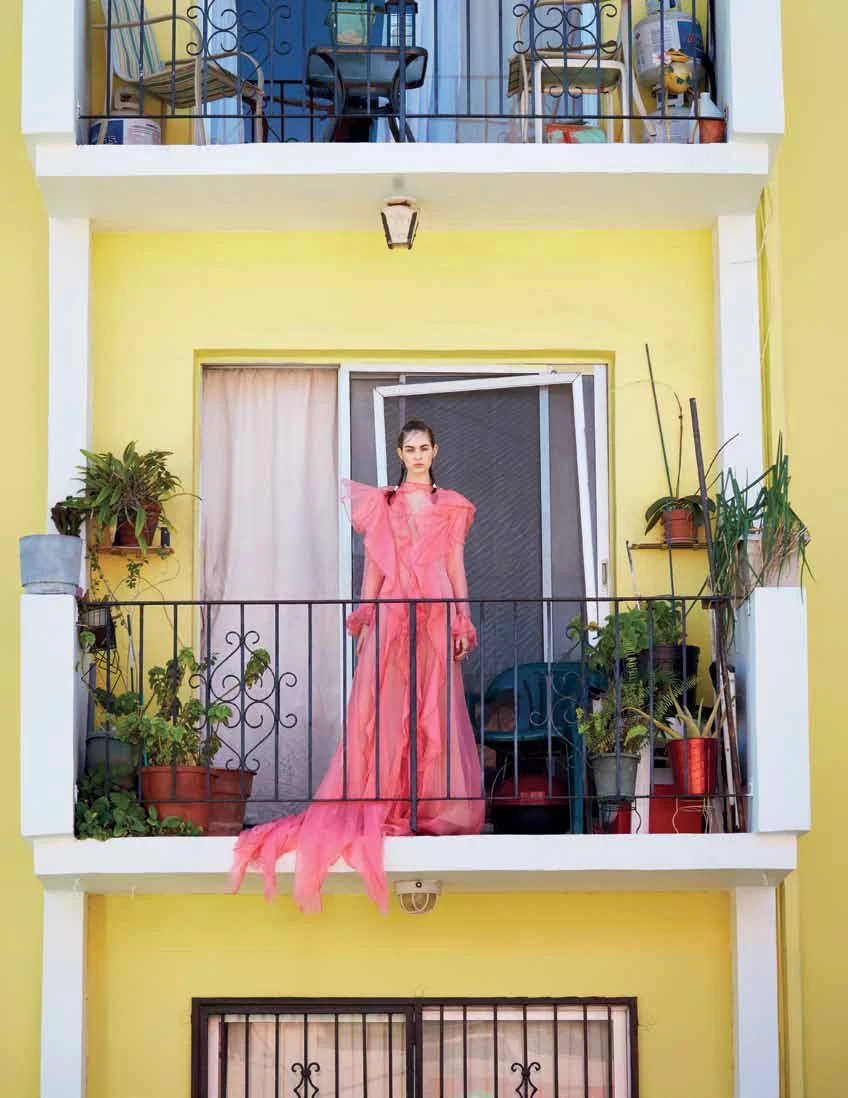 ELLE_ITA Little Have-2.jpg