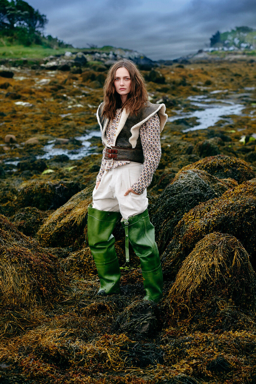 M993_MVA_Elle_Traveller-04_218_FNL.jpeg