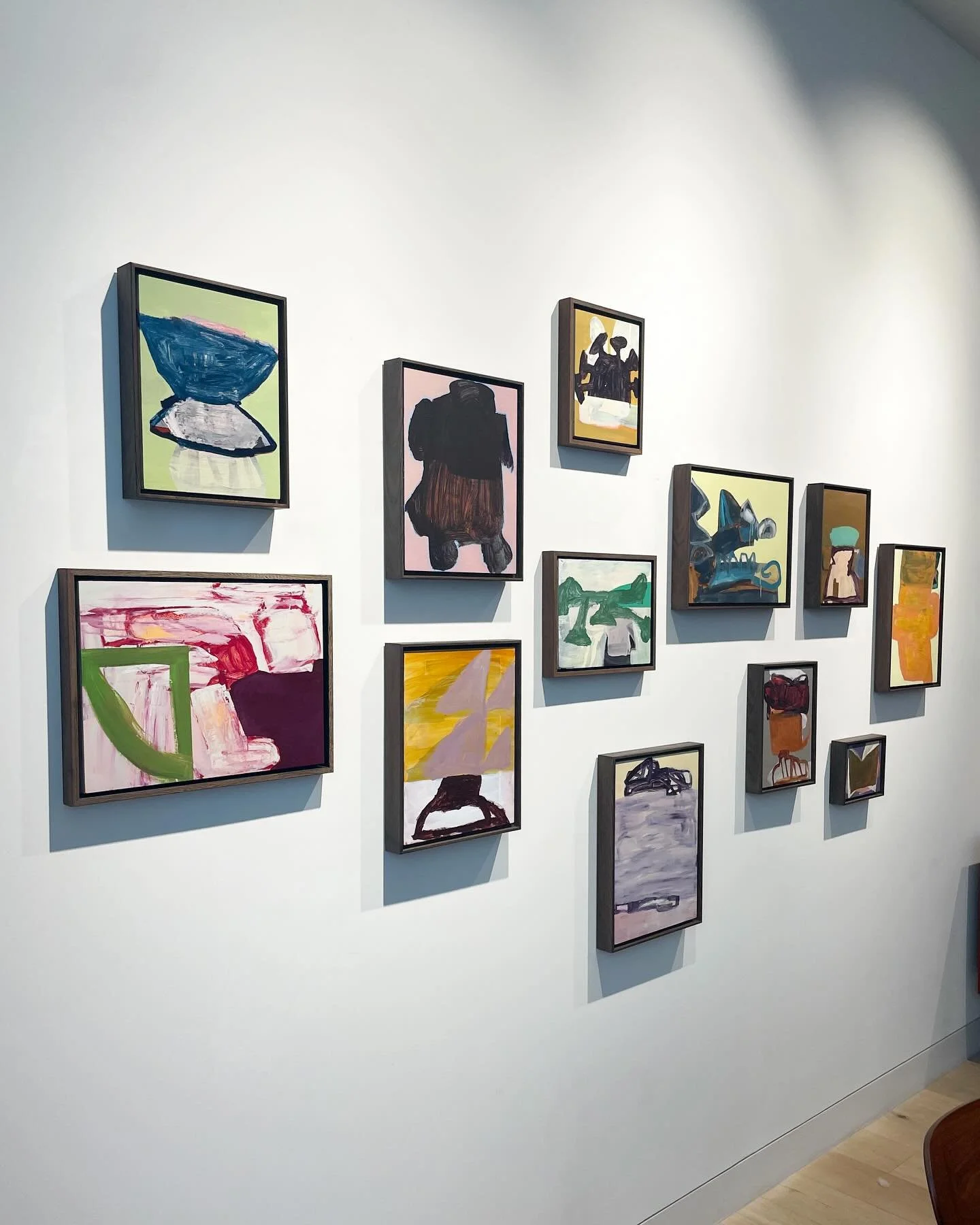 Wonderful works by @henzward at @vivienne.roberts.projects last night! We had the pleasure of framing some of the works on show. 
Dumb Ritual on until the 9th August. Go check it out!
👌

#frameworkframing