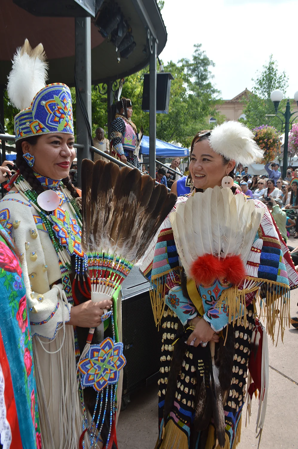 Santa Fe Indian Market Fuses Tradition with Contemporary Art 