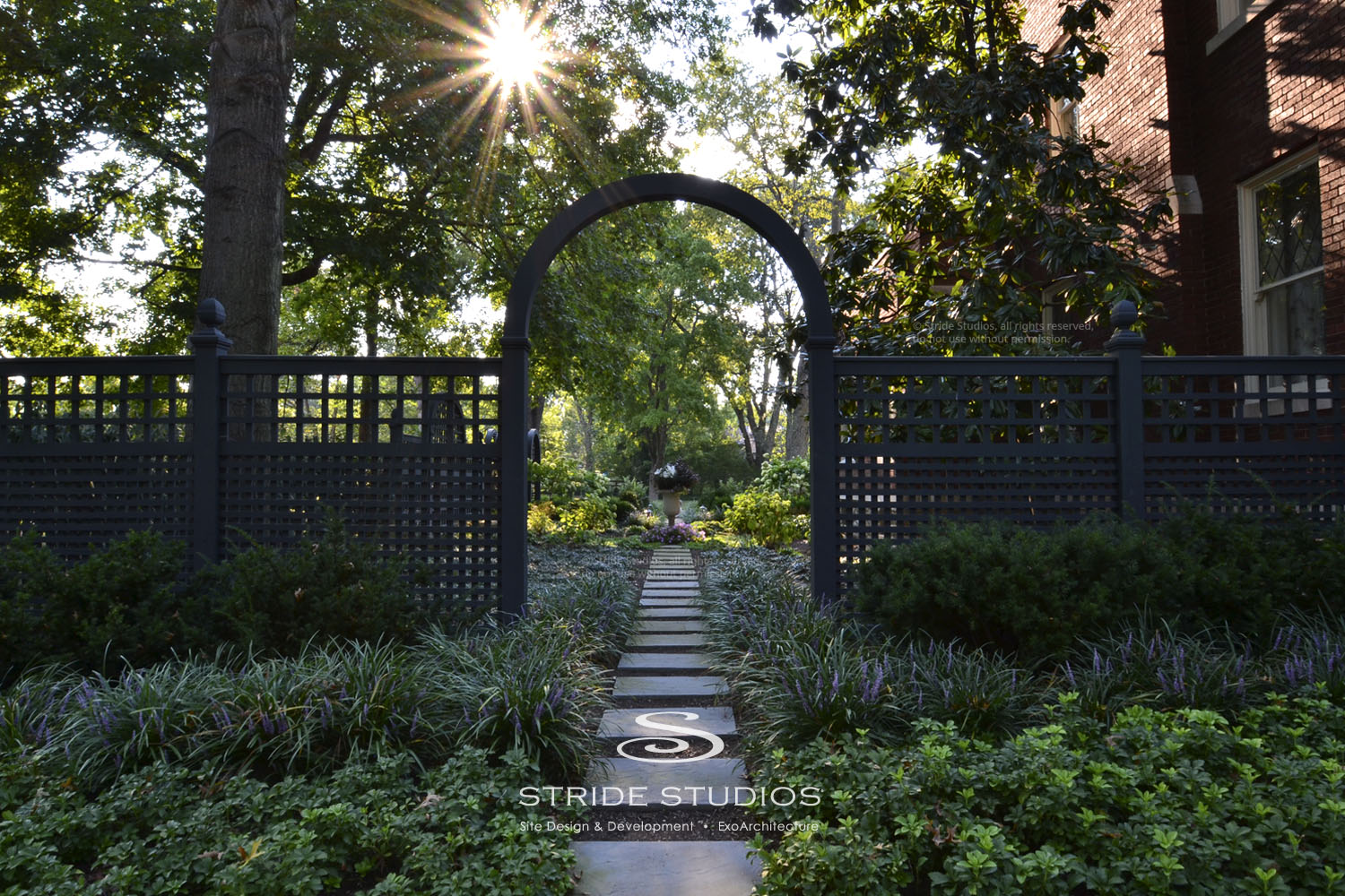 14-stride-studios-lattice-privacy-panels-arbor.jpg