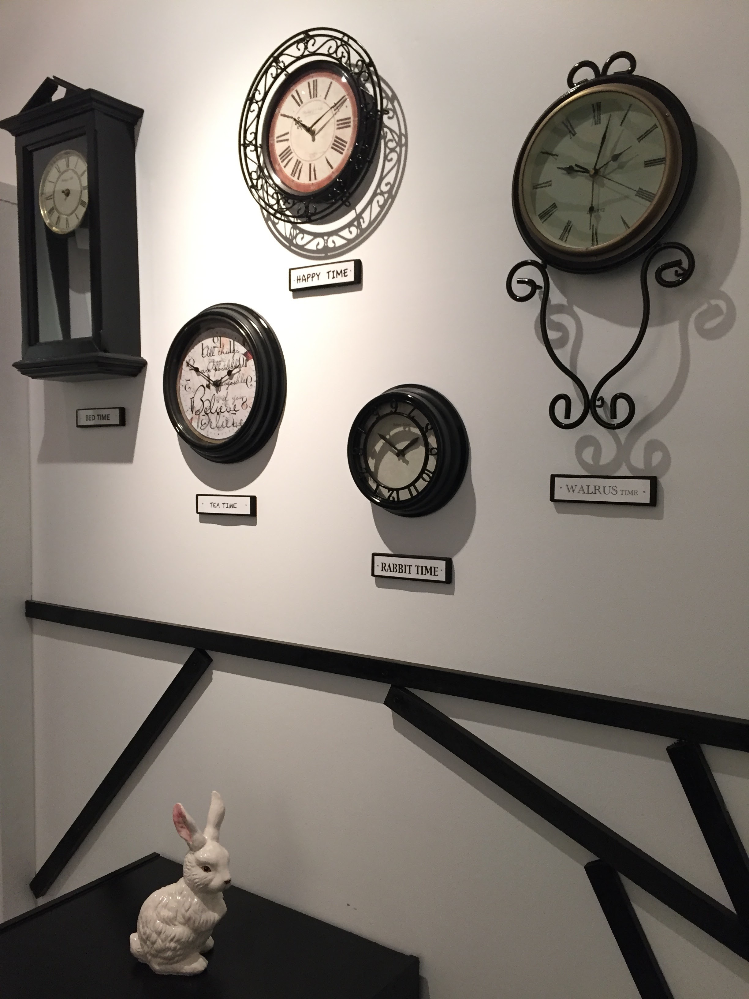 Alice - Clocks.JPG