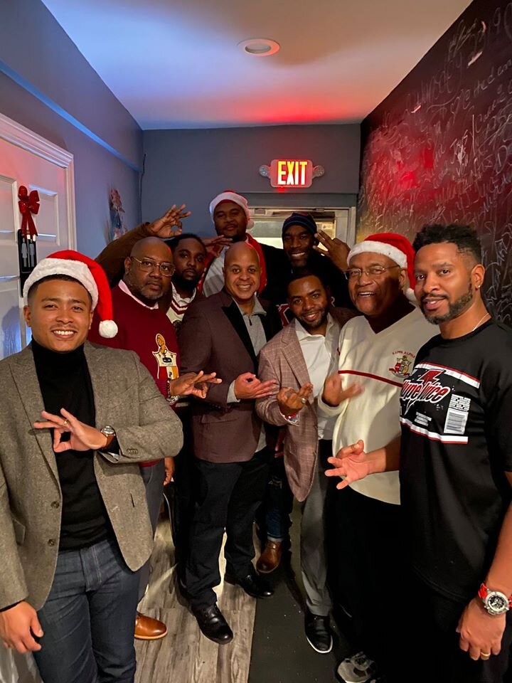 Nupes gather for a group photo 2