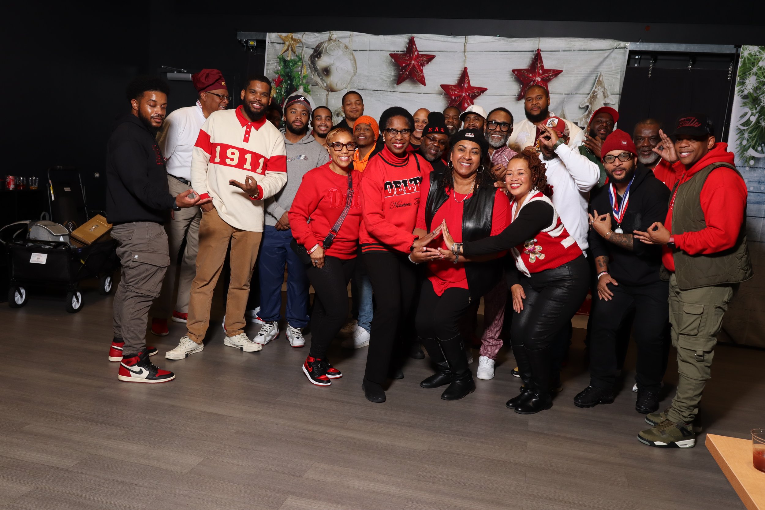 Nupes group photo with the Deltas