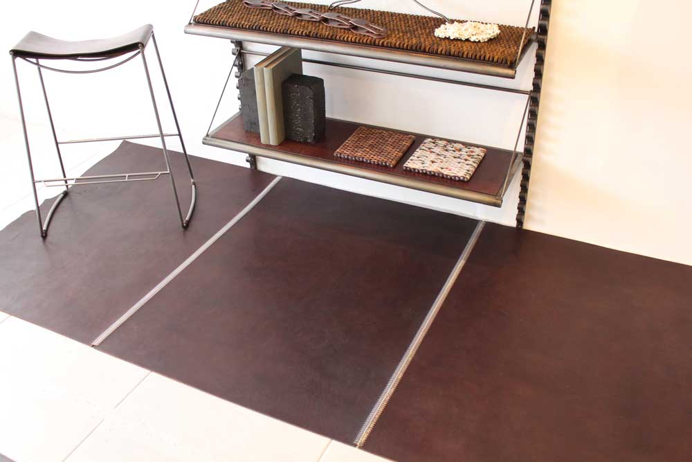 Bridle Leather Zip Flooring in Rich Brown