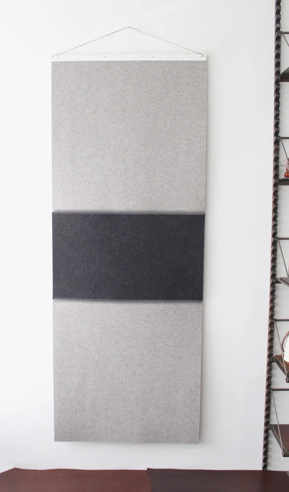 Wool Felt Runner - Collegiate (Weib & Anthrazit) - Click to buy online