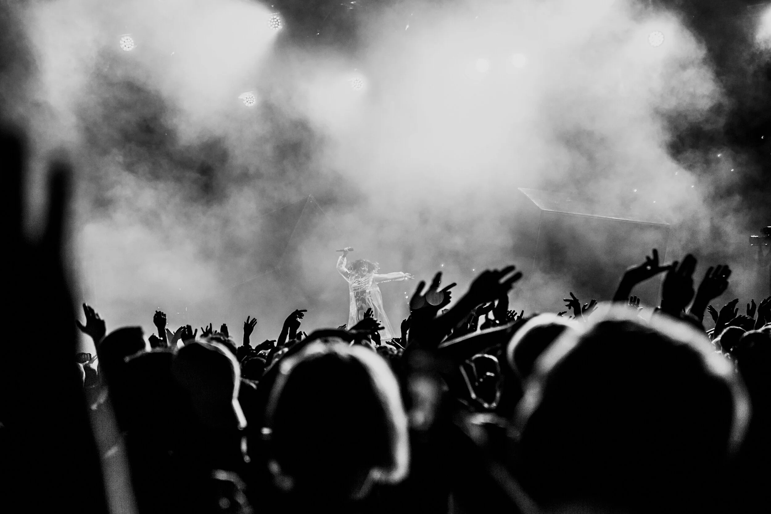 charli xcx - live shots - june 2019 -57.jpg