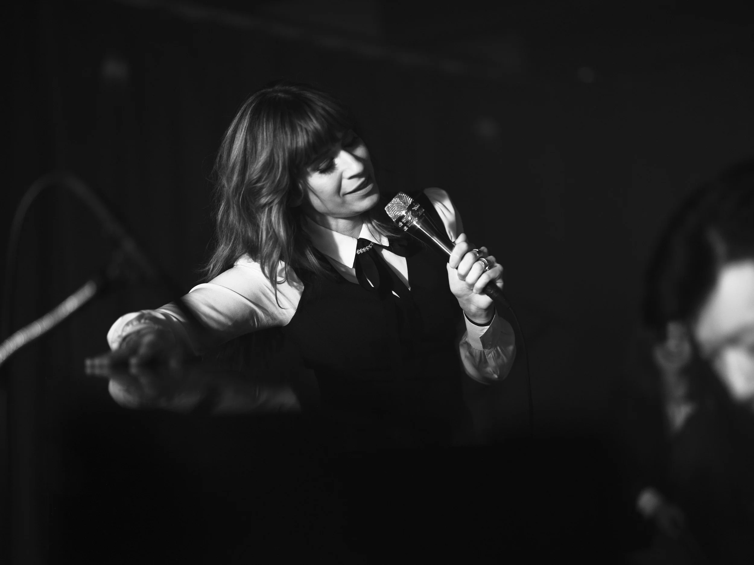 Artists Den - Nicole Atkins - March 2022_live-9.jpg