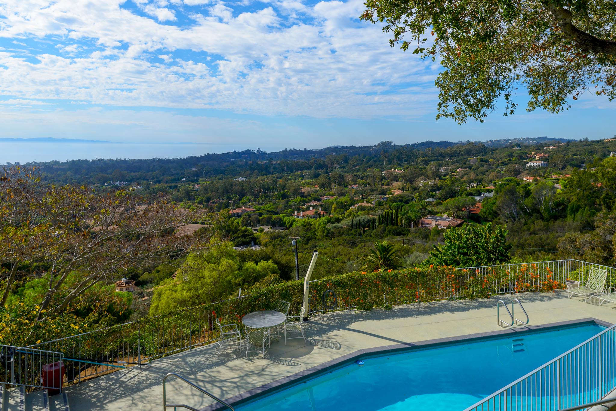 PoolView2.jpg
