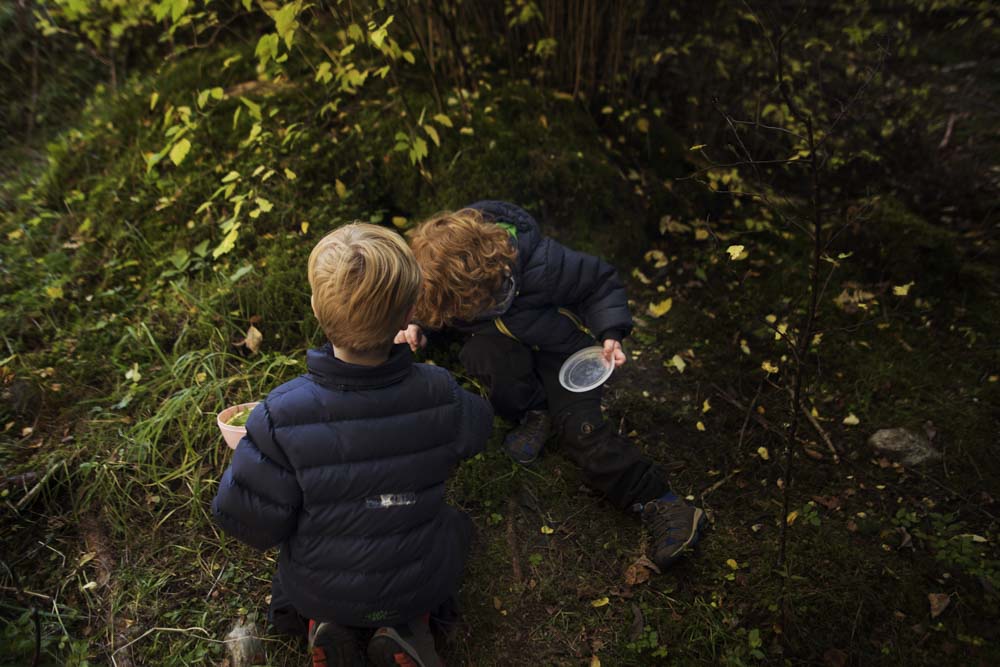 Oliver and August treasure hunting