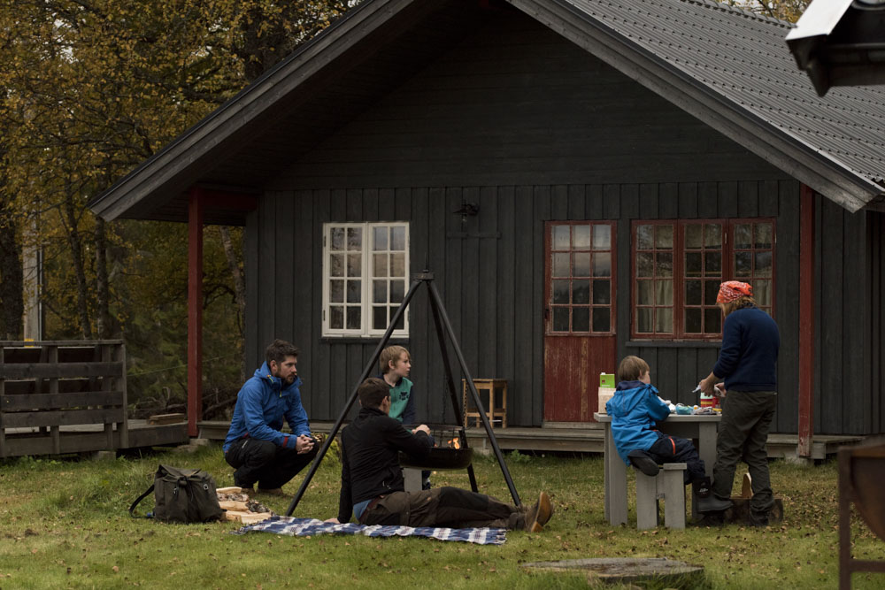 A wonderful picnic by our cabin