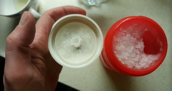 Frozen water in my bottle after about 1 hour riding time at - 8C / 17F