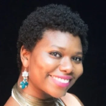 ashley smith headshot.jpg