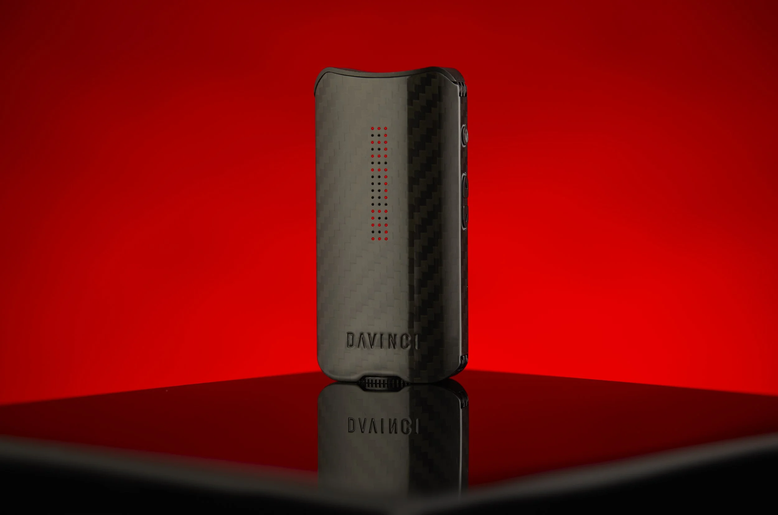 DAVINCI-IQ2-CF_Creative 05.jpg