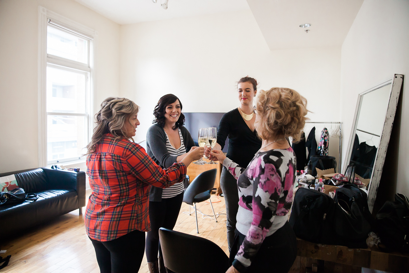 Toronto Gladstone Hotel Wedding Photo