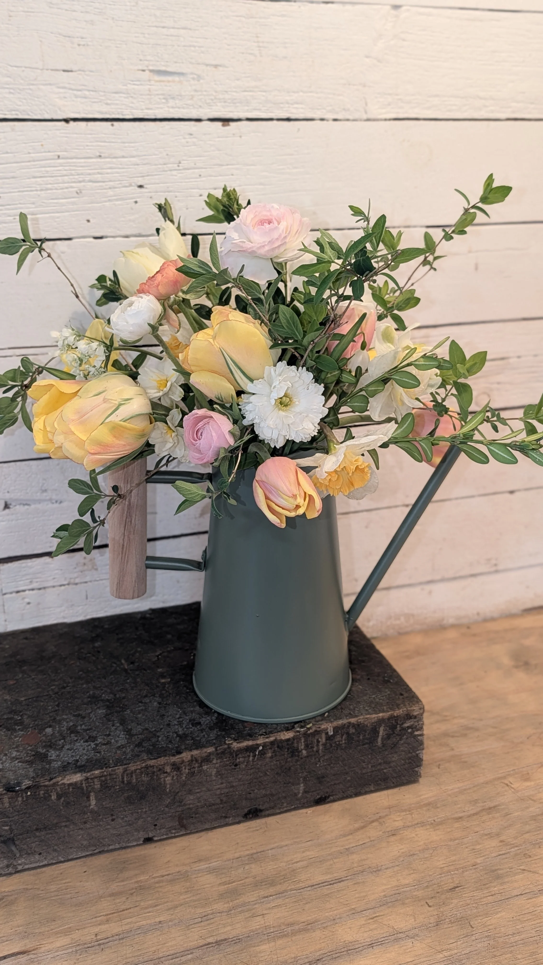 MOTHER'S DAY-WATERING CAN