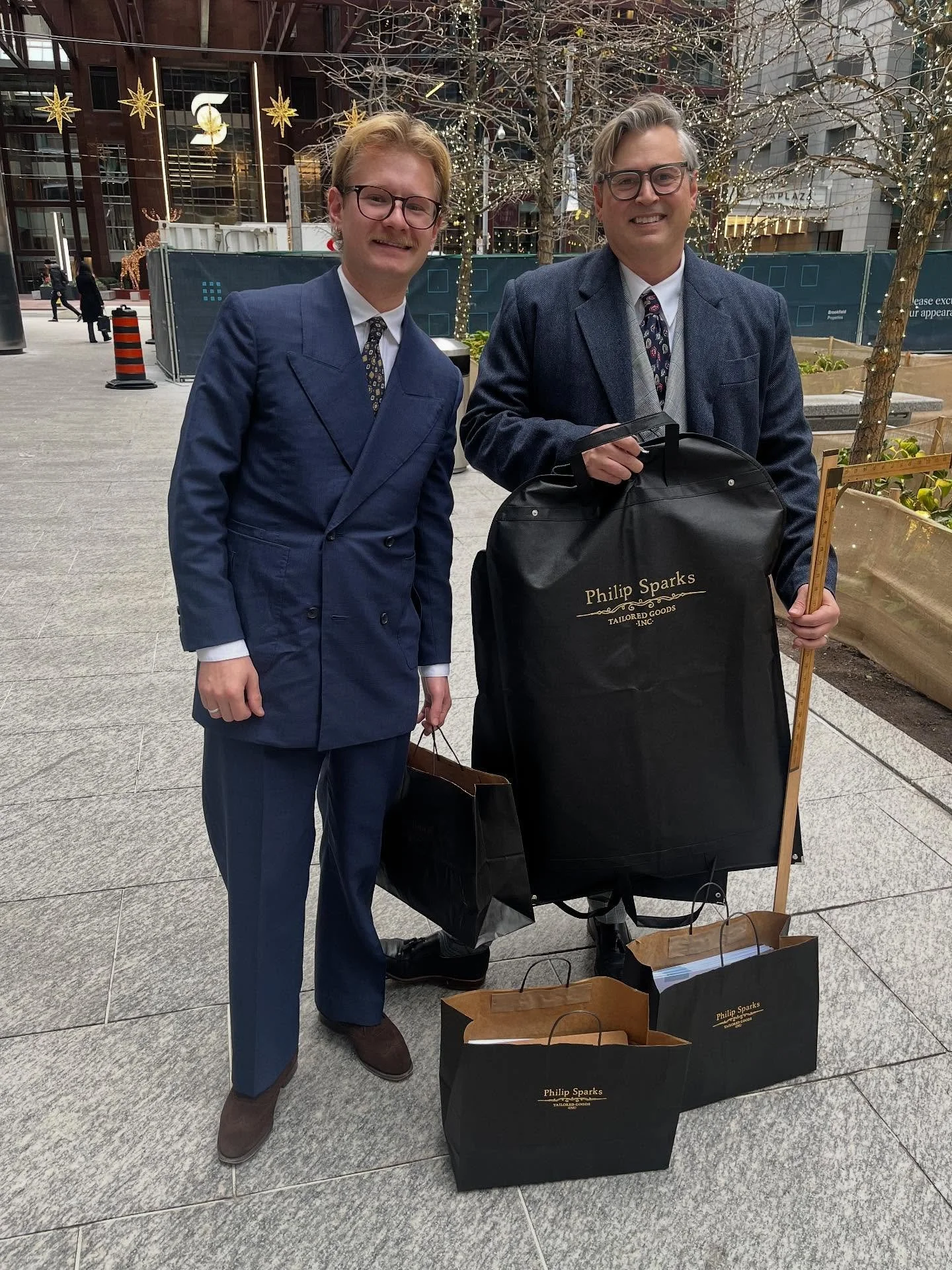 Fittings in the Financial District this morning

#bespoke  #bespoketailor #bespoketailoring #tailor #suit #bespokesuit #customsuit #overcoat #bespokeovercoat #bespokewintercoat #customshirts #bespokeshirts #customtailor #customtailoring #yyz #financi