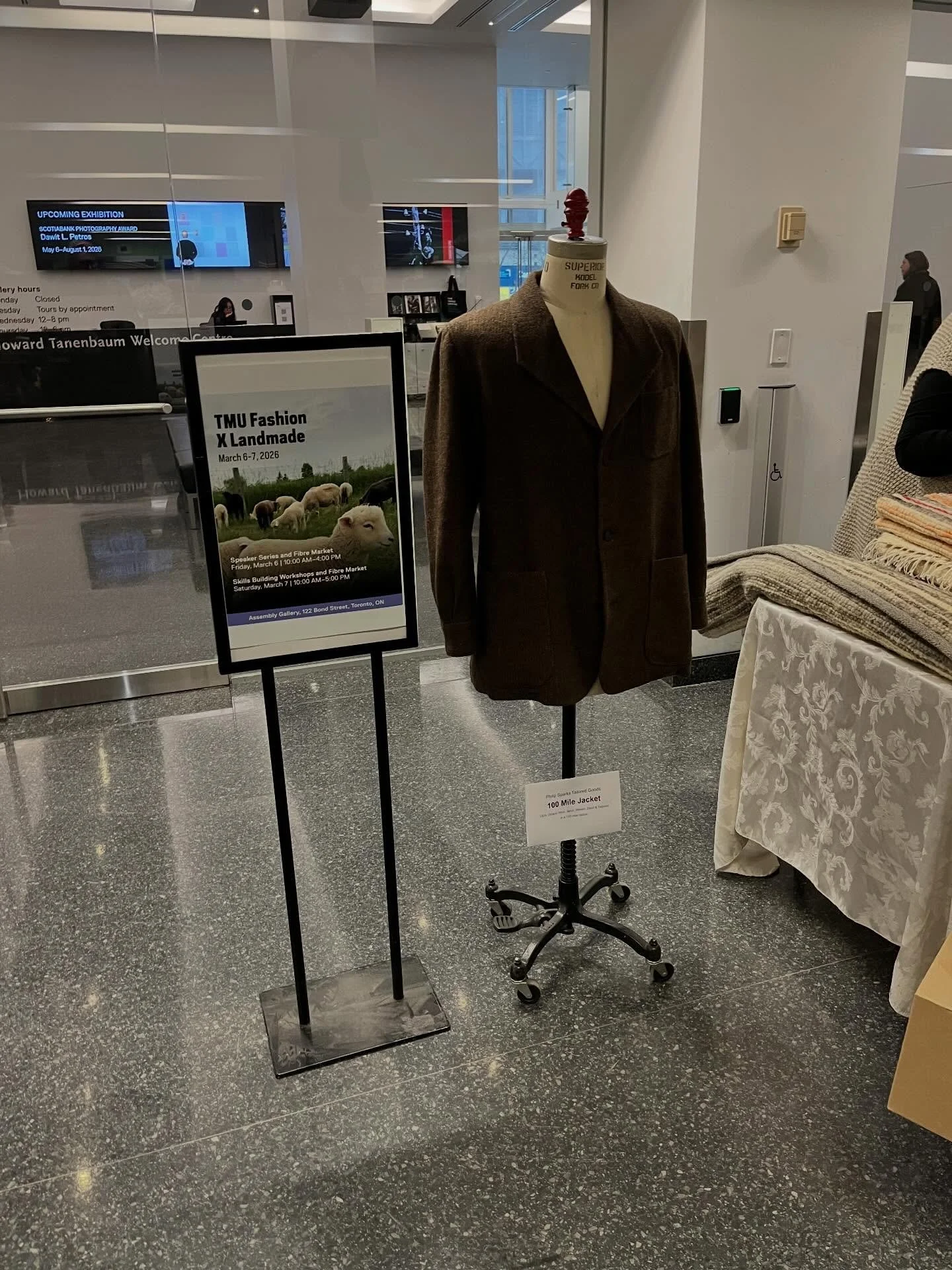 @landmade_fibre today. Our 100 Mile jacket collaboration with @marknowacz @upper_canada_weaving and Wellington Fibre mill is on display. Plus we had a great meeting with weaver Nicolas from @wavefibremill who has woven some swatches for a very specia
