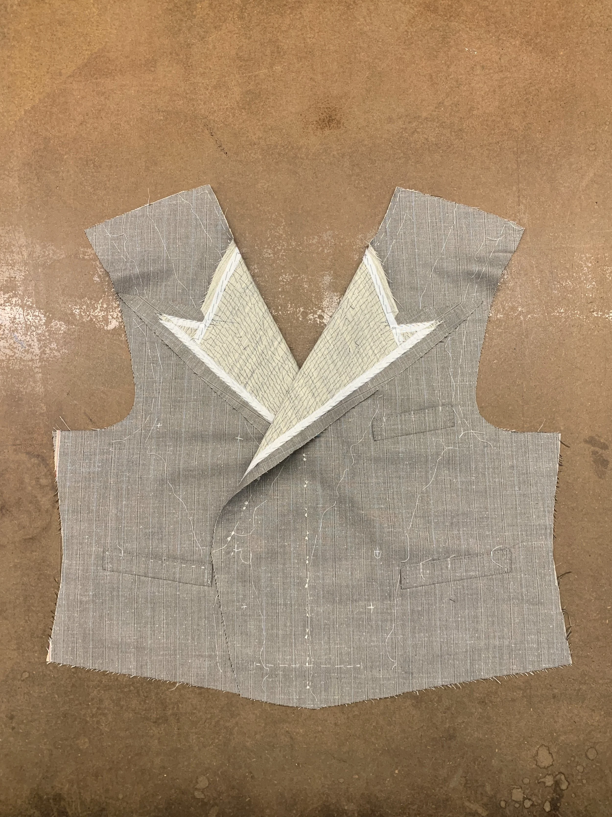 Take a sneak peek at Takuma&rsquo;s personal project he&rsquo;s been working on! It is a late 20&rsquo;s double breasted waistcoat out of light summer weight wool. This one is part of 3 piece suit so stay tuned to see the whole look soon!

#bespoke #