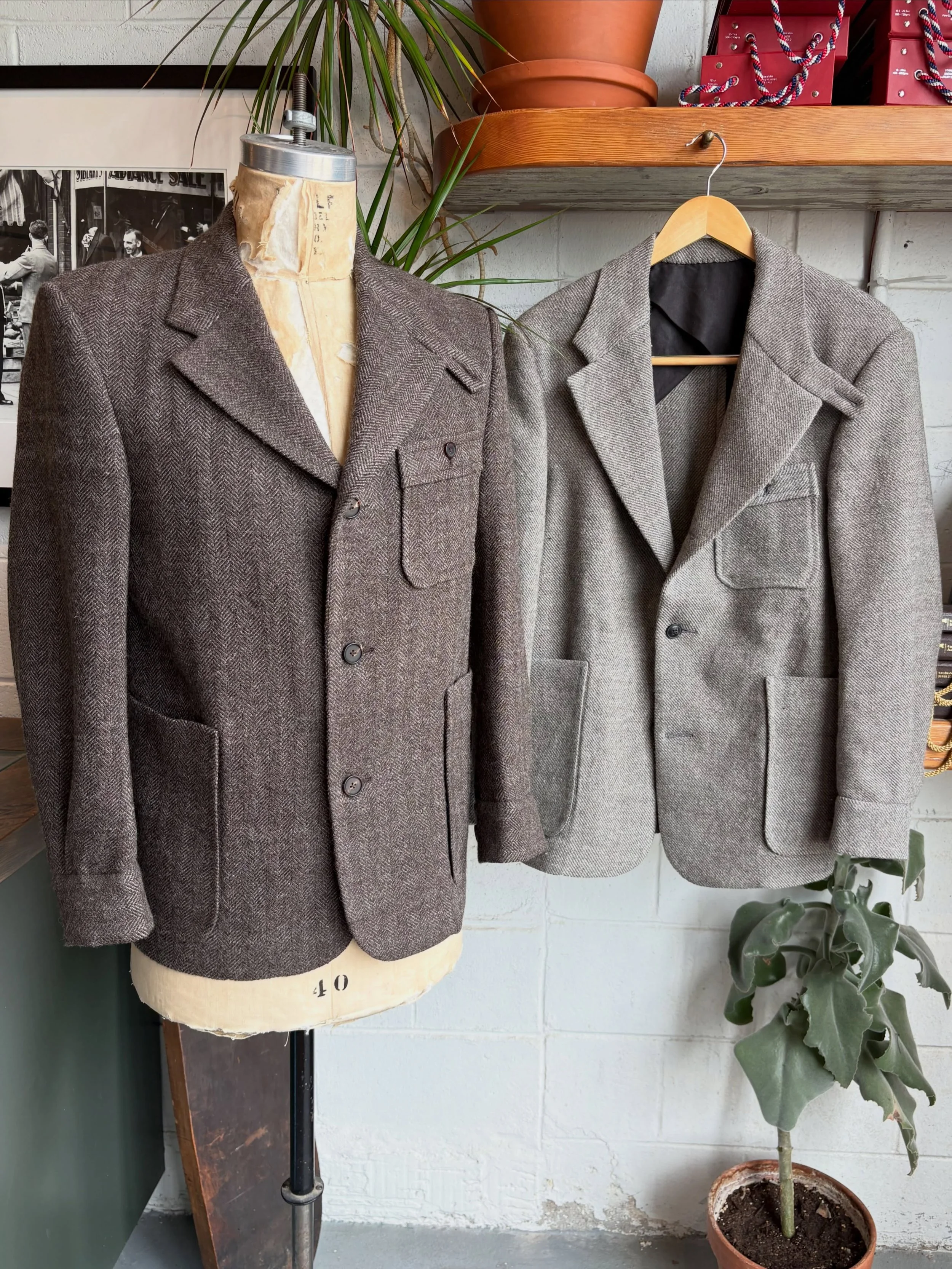It&rsquo;s all about the details! 🪡 
Here are some shots of our 200km jackets in collaboration with @gerhardsupply and @wavefibremill 
The 200km jacket features hand stitched pockets, hems, neckline and sleeve armholes.
Available at Gerhard supply n