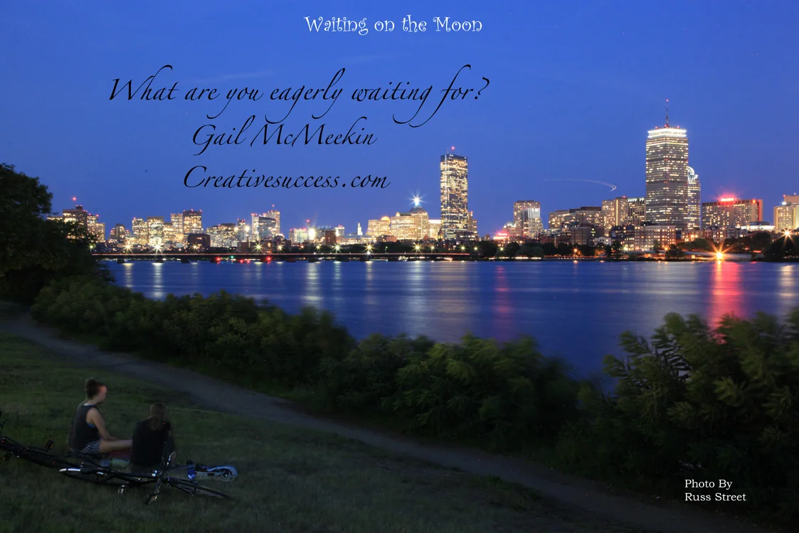 Moon_rise_over_Boston_1123_x_749__0463_.jpg