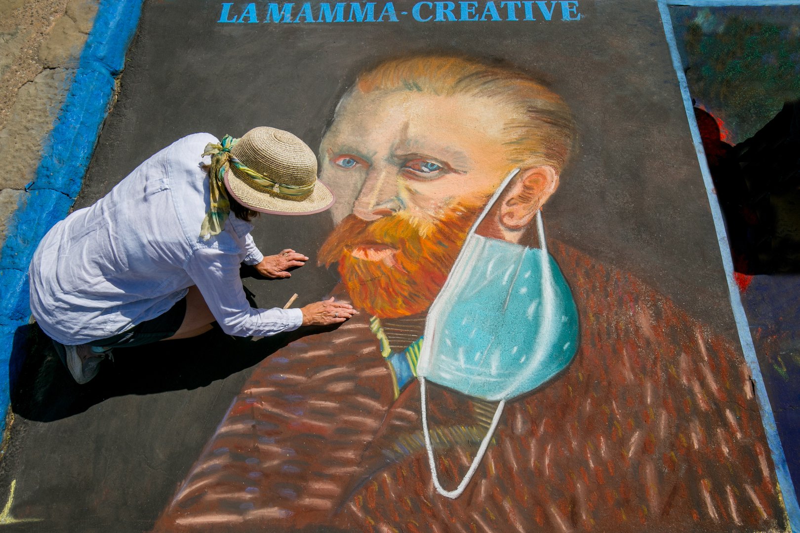  LA MAMMA - Creative  Artist:  Marian McKenzie with Ian McKenzie 