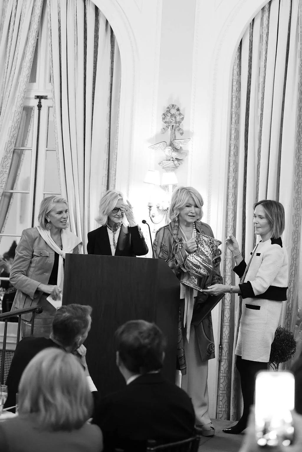 4_elizabethobakerphotography_DCLuncheon_MarthaStewart_Award_NYC2026.jpeg
