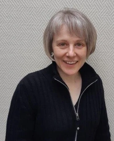 Dr Patricia Jaros