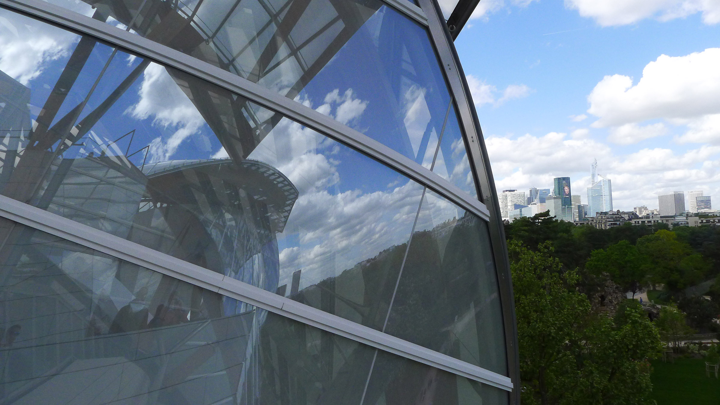 Gehry Designed Louis Vuitton Building 2