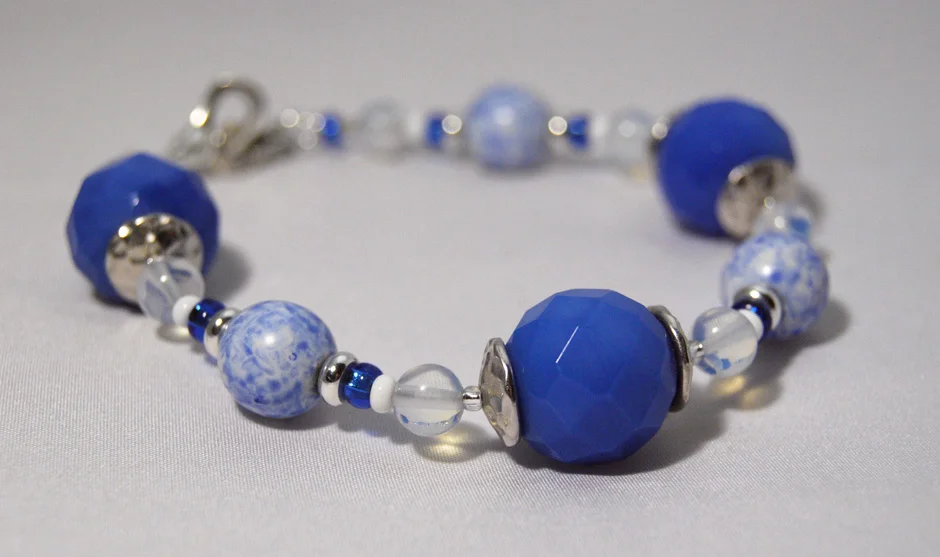 snowyblues bracelet.jpg