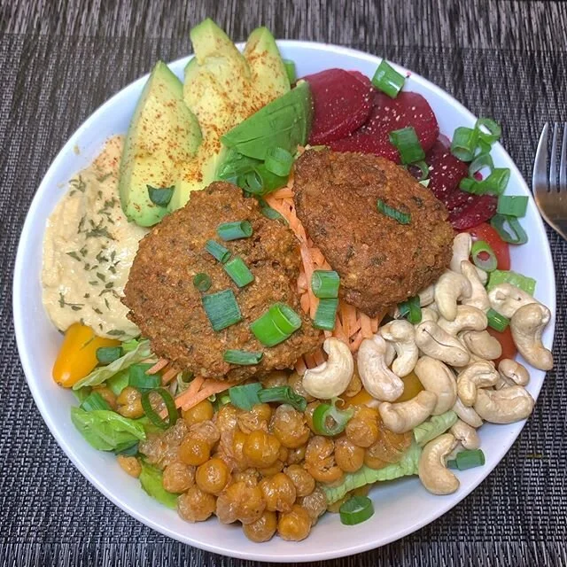 MEATLESS MONDAY!! #meatlessmonday #meatless #monday #vegan #veggies #vegetarian #plantbased