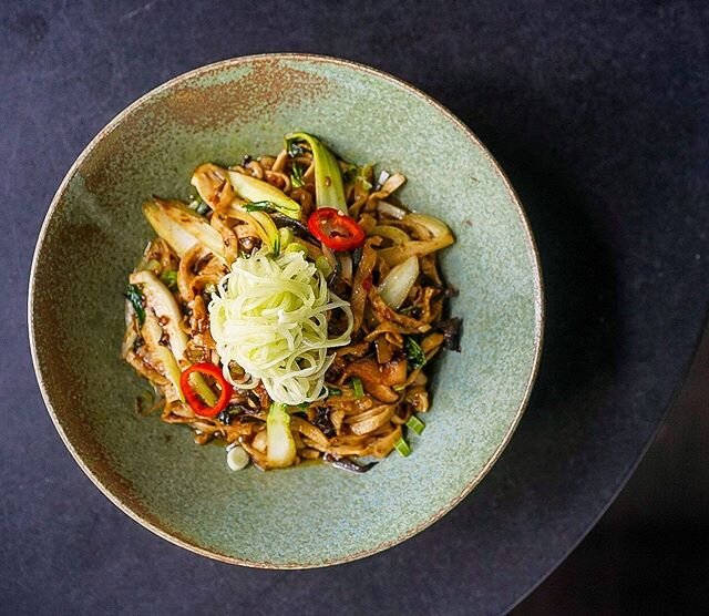 Kick your weekend up a notch with our Mongolian Noodles. House made egg noodles, wok fried in a spicy Mongolian sauce, julienne vegetables, mushrooms, crushed peanuts and cucumber noodles. 😍😍😍 #WildGingerEats