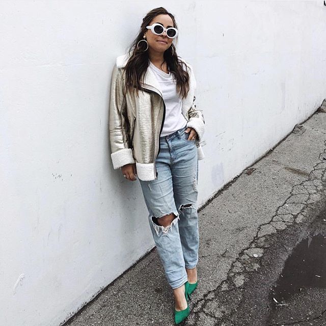 @lexniko working on our coconut love oil campaign with @wooforplay
#moreplay #coconutloveoil #girlpower #style #stylish #photooftheday #beauty #beautiful #thbxwoo