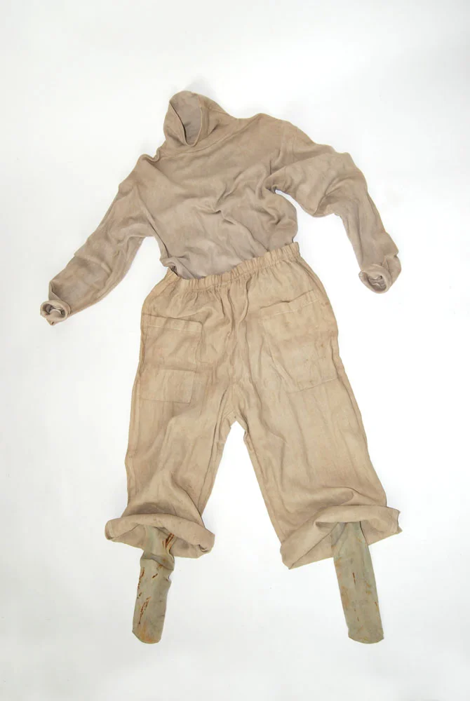 barkoutfitw.jpg