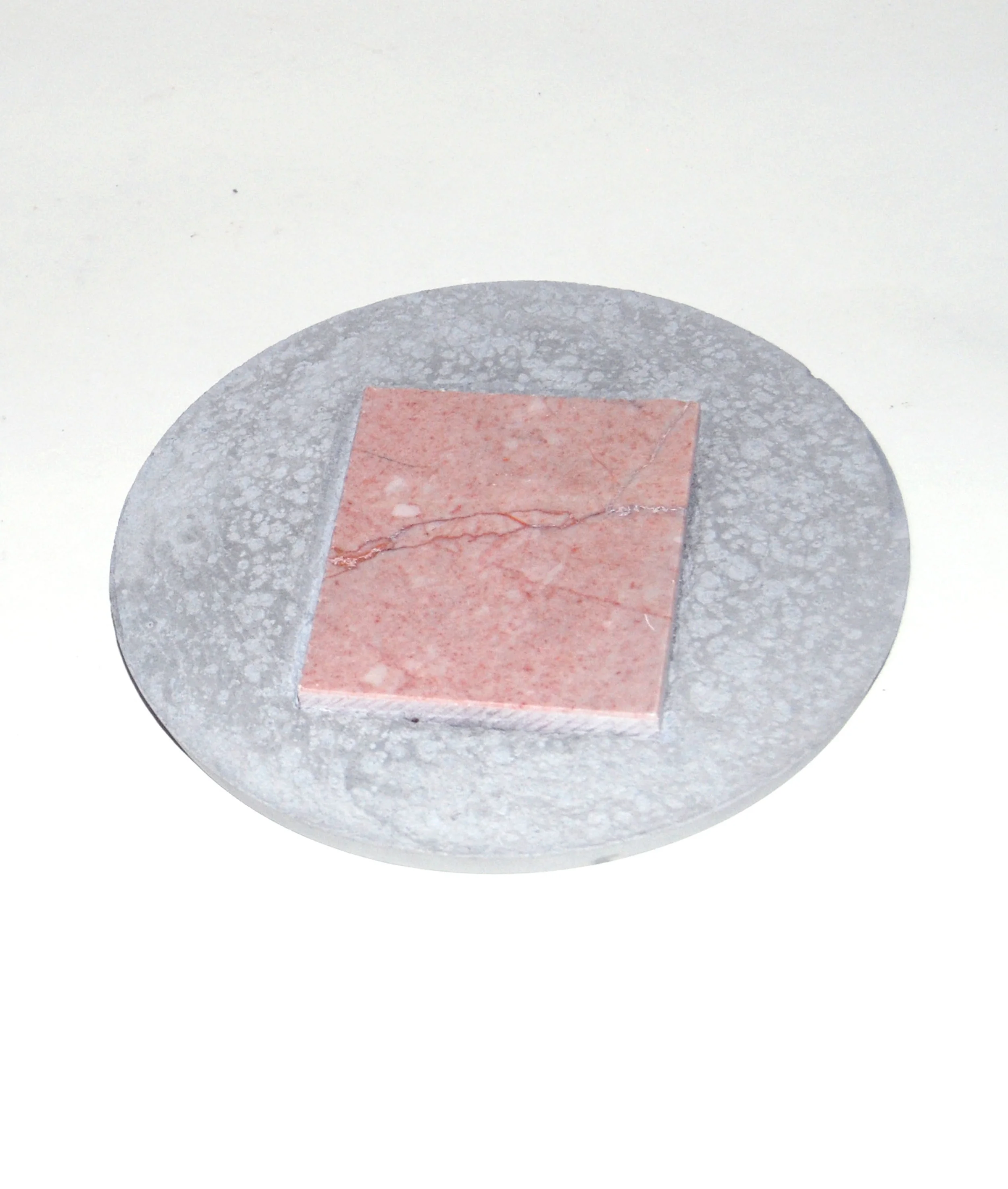 circlesculpturepink2.jpg