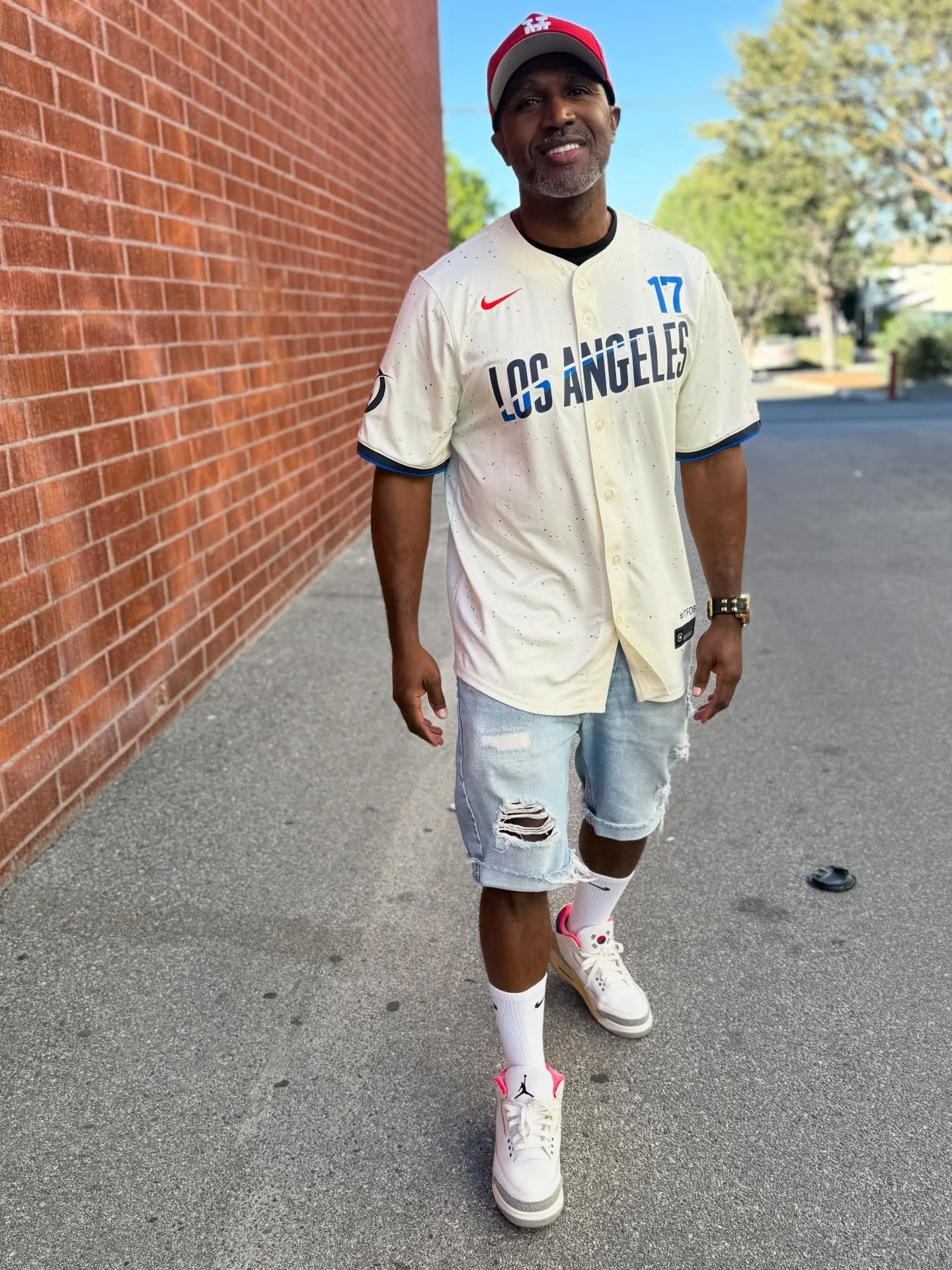 It&rsquo;s Friday &amp; The Dodgers better win!!!!!

#Dodgers #worldseries #ohtani