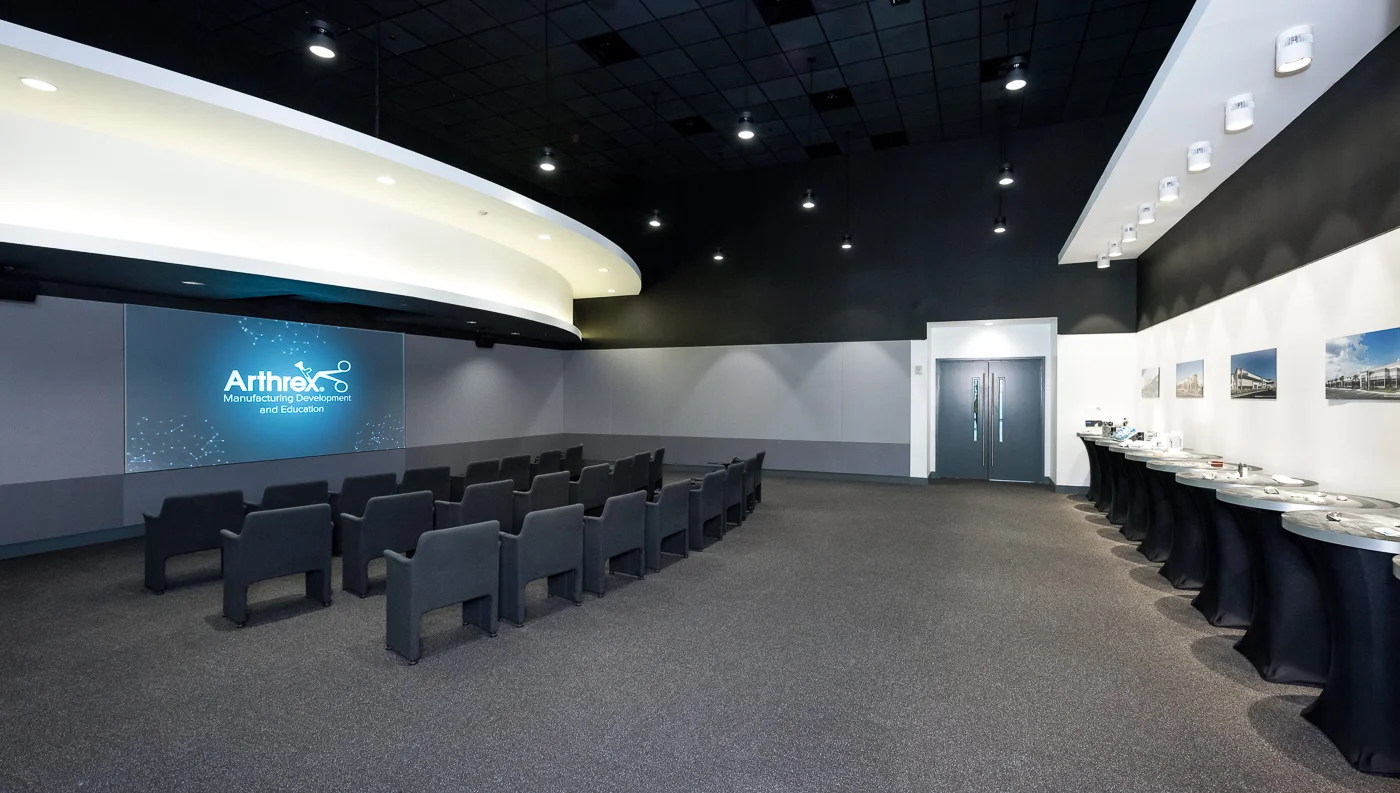 180125_ar_Manufacturing_Development_and_Education_Theater005.jpg
