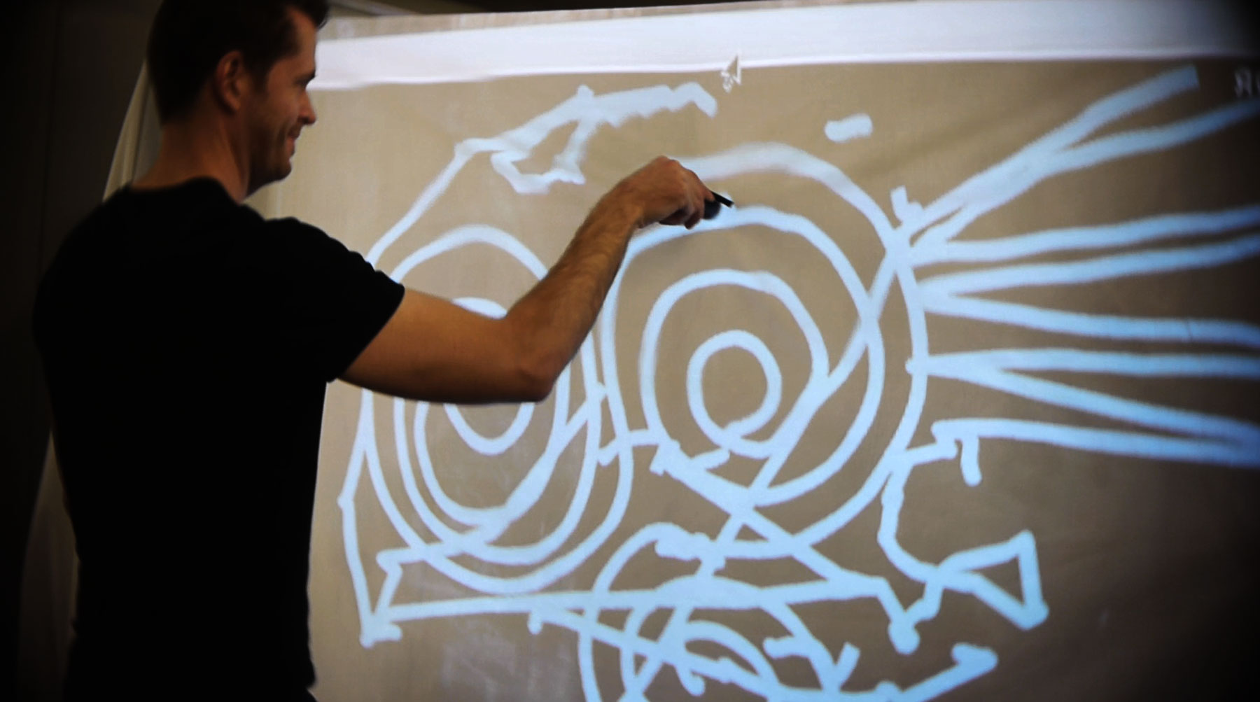 MuralMapper - Digital Graffiti Wall