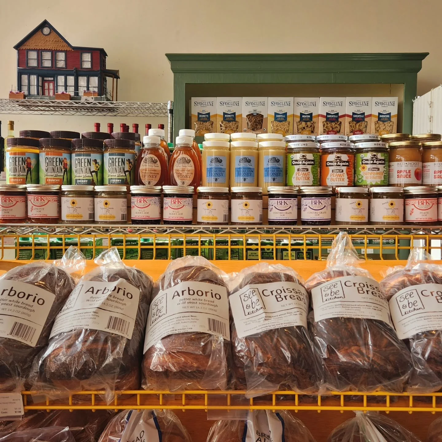 New bread shelf view! 🍞🥖