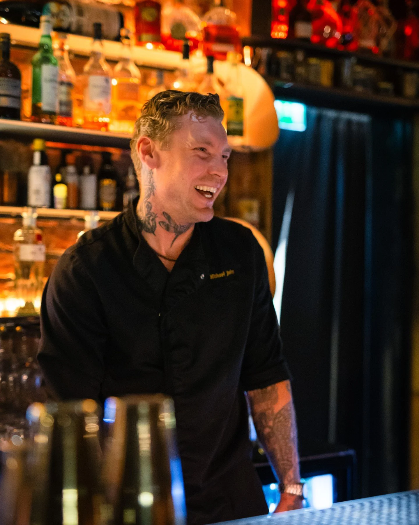 Escape the cold with us this week! We&rsquo;ll bring the vibes and the warmth🍹

Doors open at 16:00.

#nedrel&oslash;kkacocktailbar #nedrel&oslash;kka #byoslo #visitoslo #grunerl&oslash;kka #visitl&oslash;kka #visitlokka