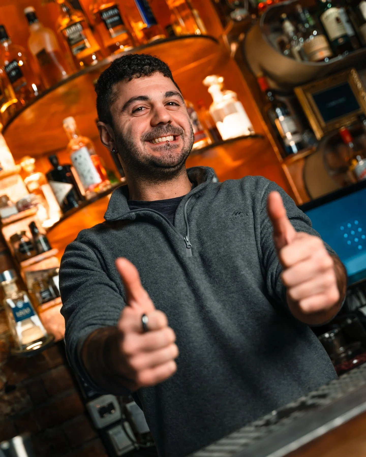 Two thumbs up for drinks tonight!🍹 

#nedrelokka #nedrelokkacocktailbar #grunerlokka #oslo #visitoslo #oslobynight #oslonights #byoslo #mixologist #mixology #bartender #visitlokka