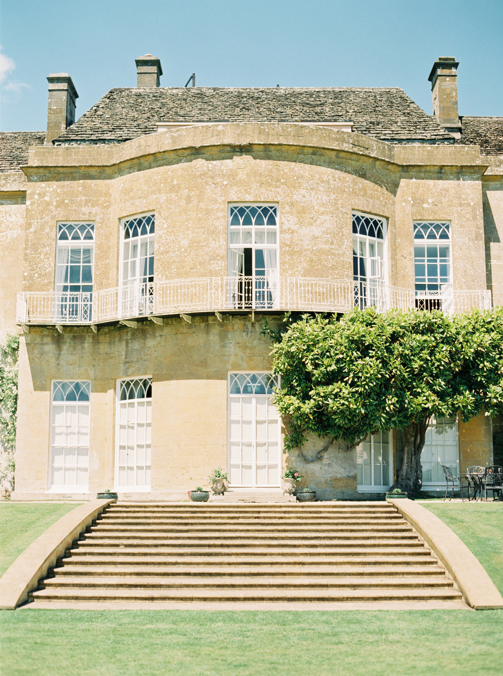 Luxury Wedding Planner UK | Jennifer & Timothy's English Country Manor Wedding | Soft Pink Pale Blue White and Silver Toned Green Neutral Tones American Bride North Cadbury Court | Nicole Colwell Photography 0579.jpg